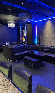 CLUB FIRSTONE
