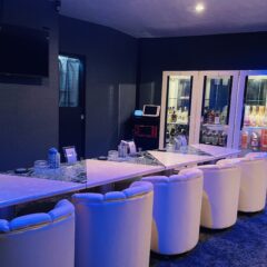 Lounge M